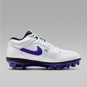 Men’s Jordan stadium 90 Low TD cleats HQO210 -105